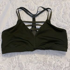 DARK OLIVE GREEN VICTORIA SPORT BRA